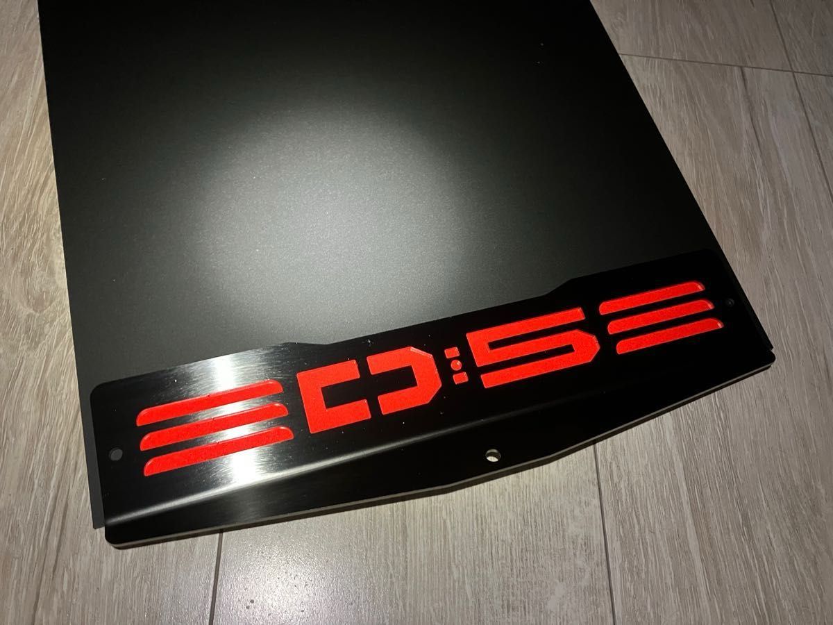 デリカD5 マッドフラップ黒(反射シート付)後期型専用 SUS304 デリカD5 マッドフラップ黒(反射シート付)後期型専用 SUS304