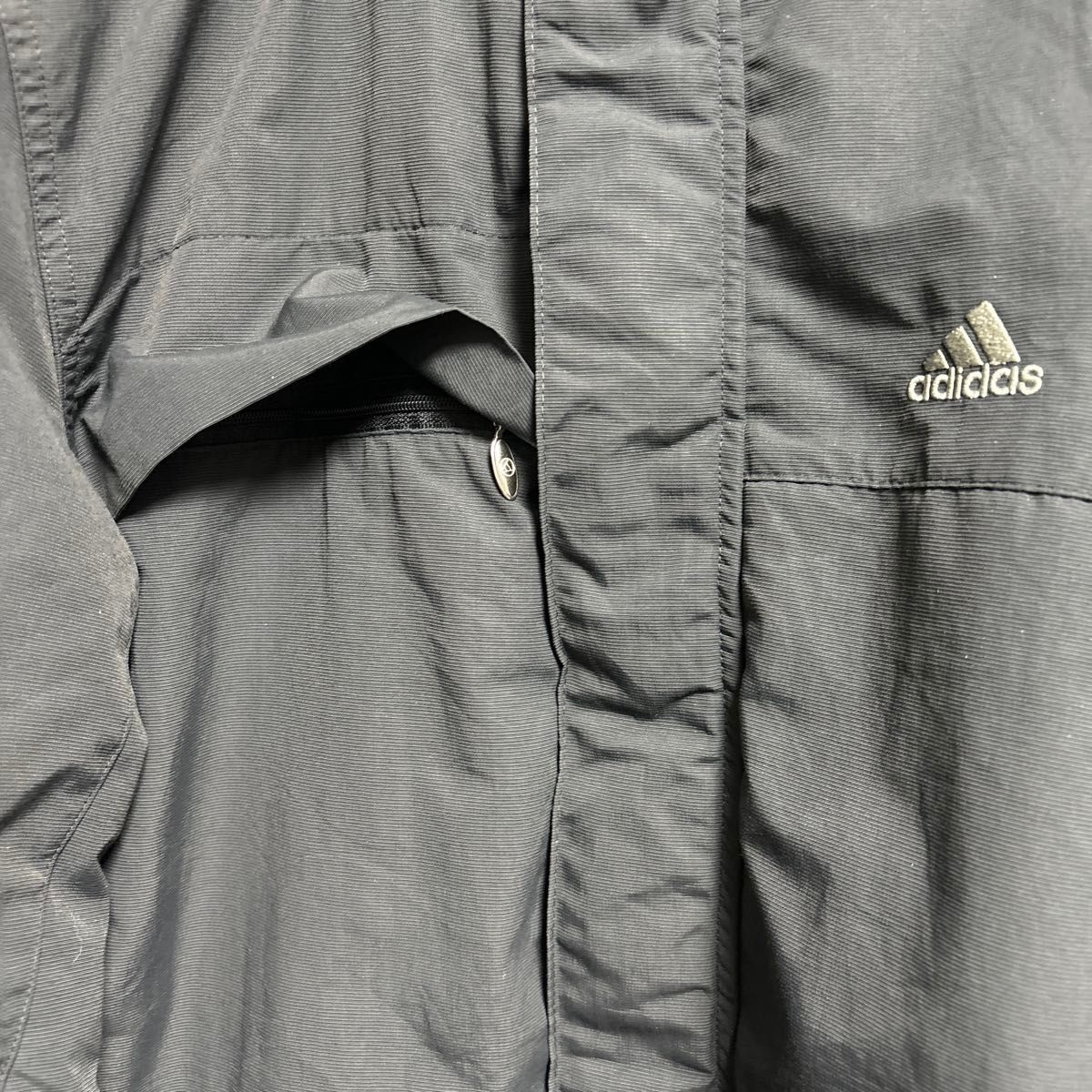 adidas y2k 00s中綿入り ナイロンジャケット ワンポイント刺繍 adidas y2k 00s中綿入り ナイロンジャケット ワンポイント刺繍