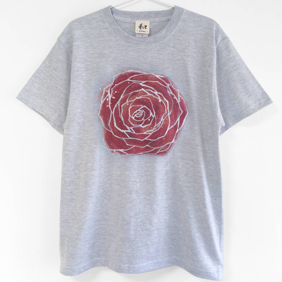 メンズ Tシャツ Lサイズ バラの花柄 手描きTシャツ カジュアル 薔薇 ローズ 水彩 クリスマス