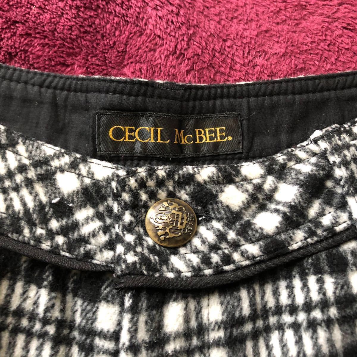 CECIL Mc BEE ショートパンツ