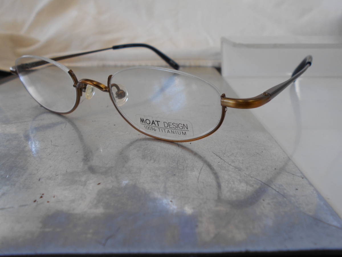 MOAT DESIGN reverse half rim titanium glasses frame 5016-AOR stylish 