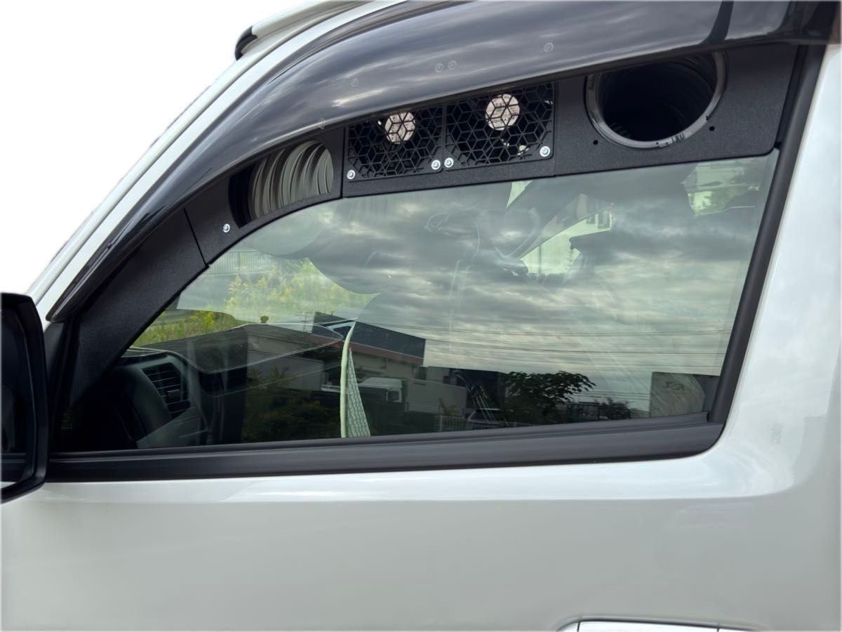 ハイエース200 換気用パネル排気ダクトECOFLOW wave2用 冬車中泊の換気 ハイエース200 換気用パネル排気ダクトECOFLOW wave2用 冬車中泊の換気