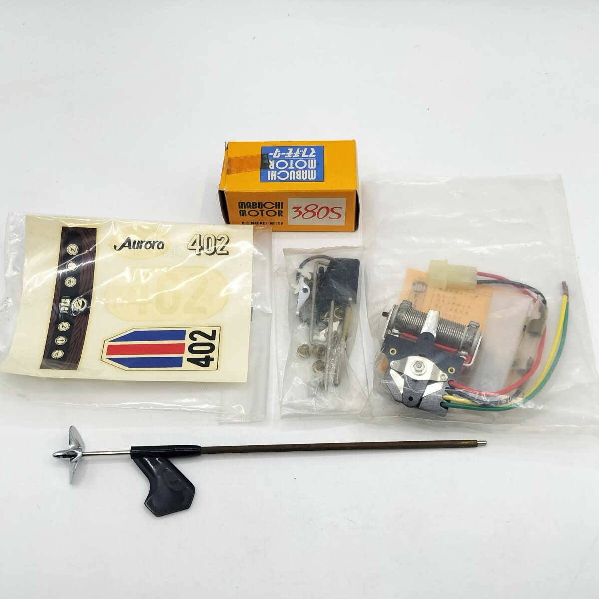 【超希少❗️】KNK地球堂 オーロラ402 ラジコンボート 船舶模型キット完成品 Yahoo!オークション - 地球堂 AURORA オーロラ 402 オール木製