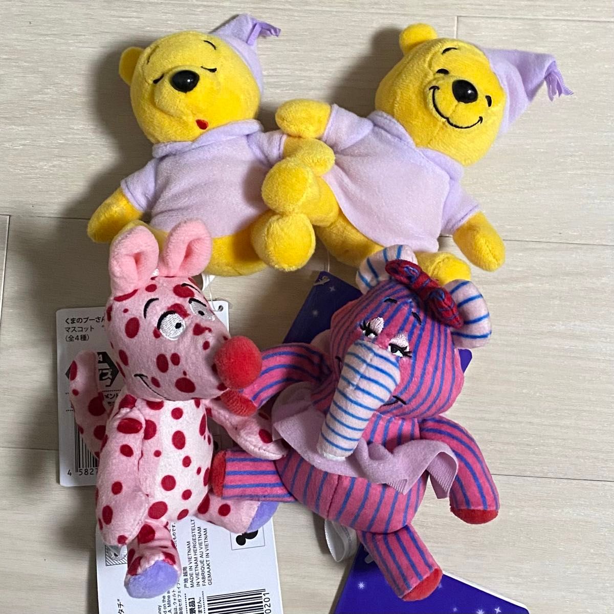 ディズニー くまのプーさん クリスマス ピグレット ラビット ディズニー くまのプーさん クリスマス ピグレット ラビット