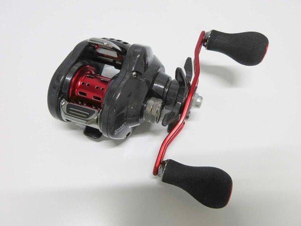 ダイワ スマックレッドチューン 100SH　／管理AT5884／11