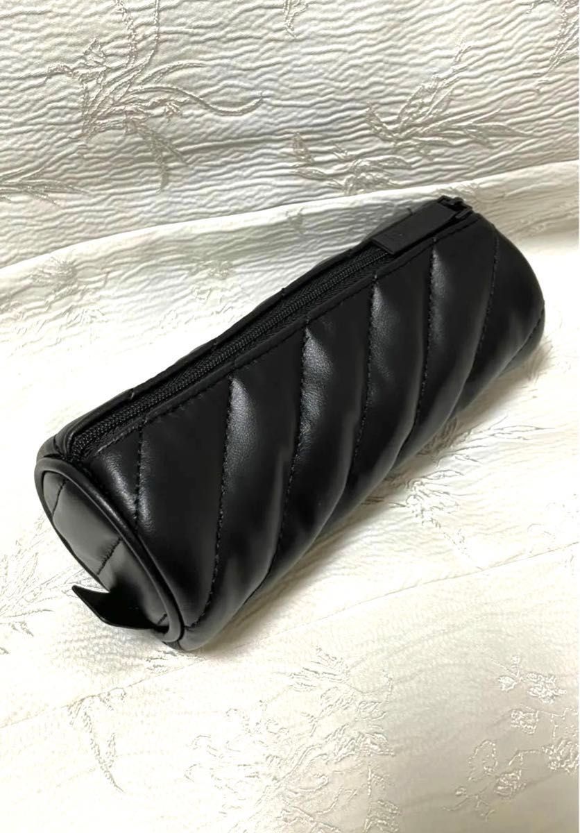 YSL イヴ・サンローラン・ボーテ ブラックポーチ [非売品 YSL イヴ・サンローラン・ボーテ ブラックポーチ [非売品