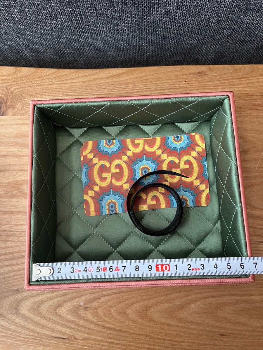 限定品 GUCCI 布張り ボックス GG ロゴ デザインカード リボン 限定品 GUCCI 布張り ボックス GG ロゴ デザインカード リボン