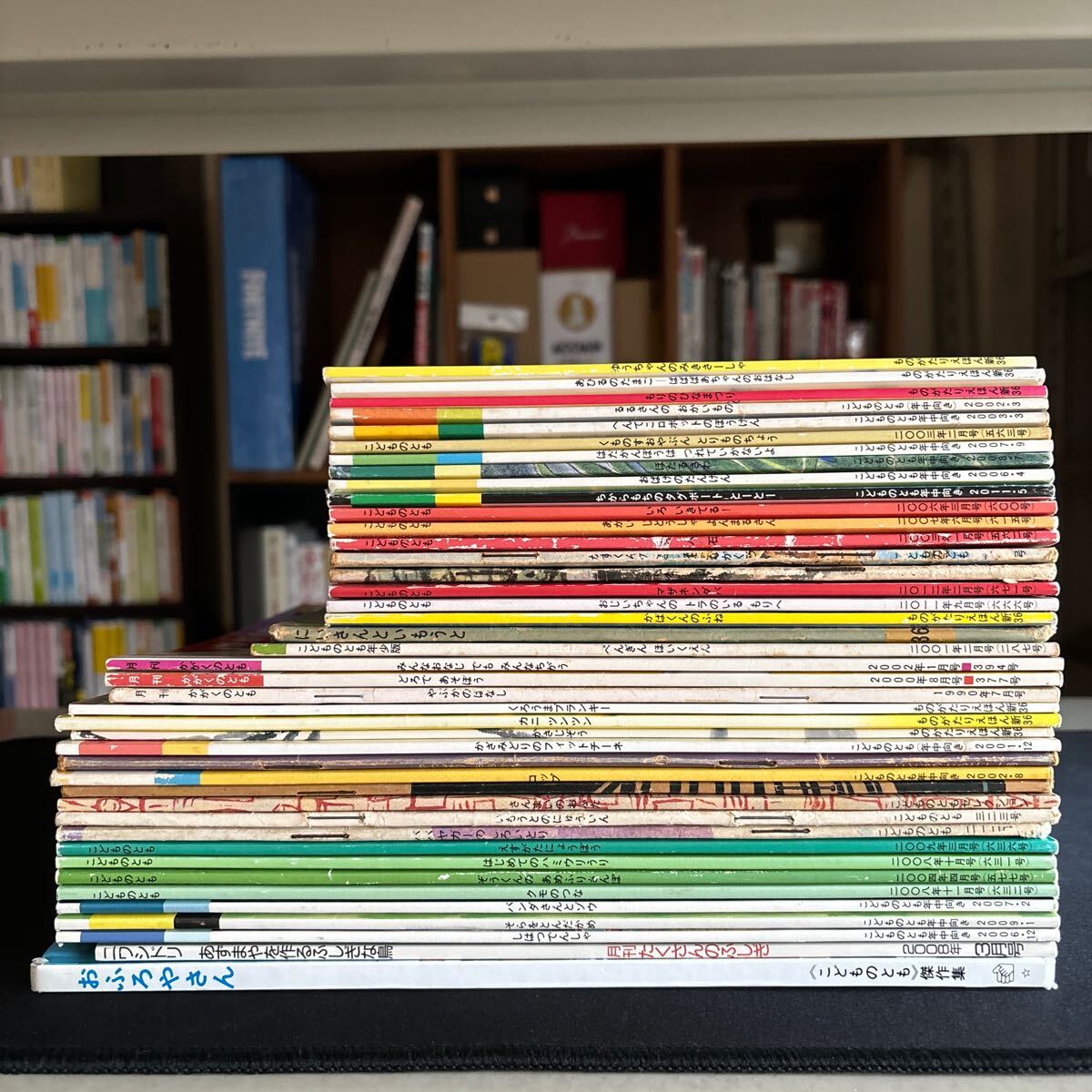 月刊天文 1985年4月~2003年4月 (欠あり、実20 月刊天文 1985年4月~2003年4月 (欠あり、実20