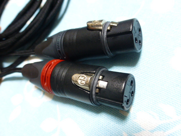 XLR connector 3 pin ( female ) - XLR connector 3 pin ( male ) line input cable MOGAMI 2944. core 200cm length .1 pair 