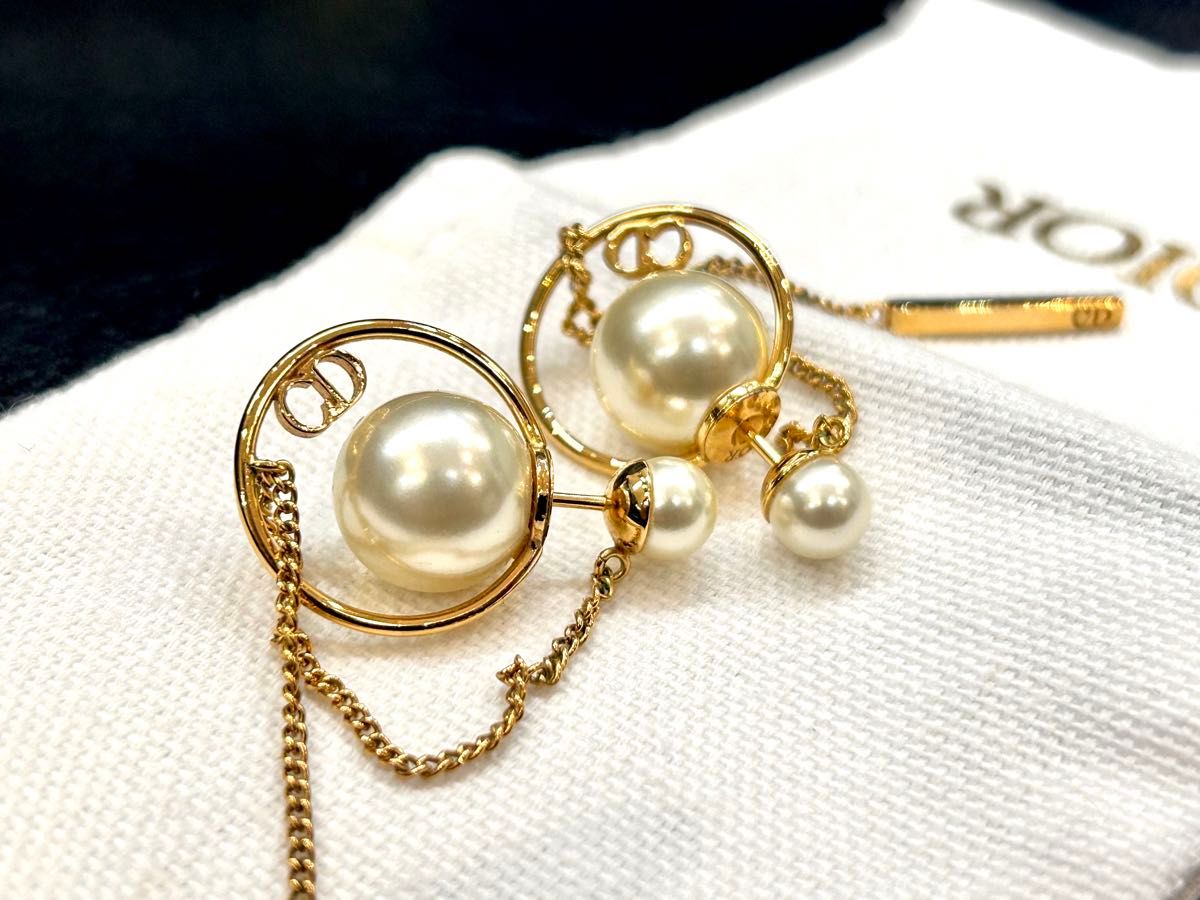 DIOR トライバルチェーンパールピアス/ゴールド|Yahoo!フリマ DIOR トライバルチェーンパールピアス/ゴールド|Yahoo!フリマ