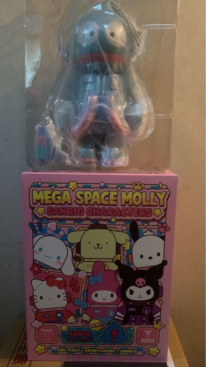 POP MART】サンリオ MEGA MOLLY ハンギョドン フィギュア 400 POP MART】サンリオ MEGA MOLLY ハンギョドン フィギュア 400