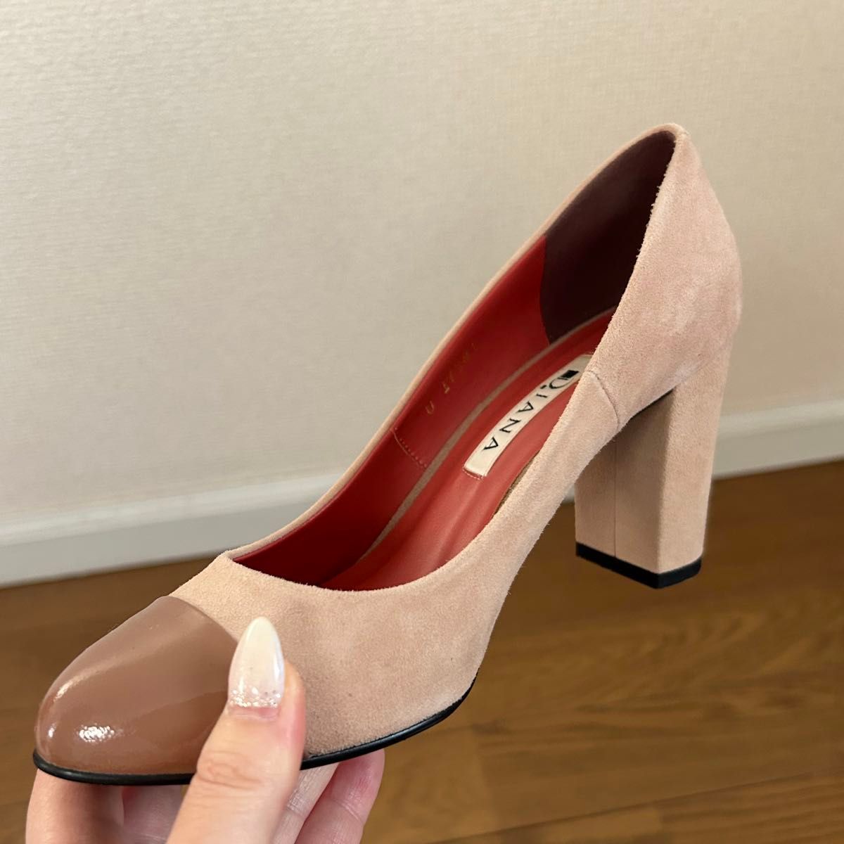 極美品】DIANA ダイアナ パンプス スウェード バイカラー 極美品】DIANA ダイアナ パンプス スウェード バイカラー