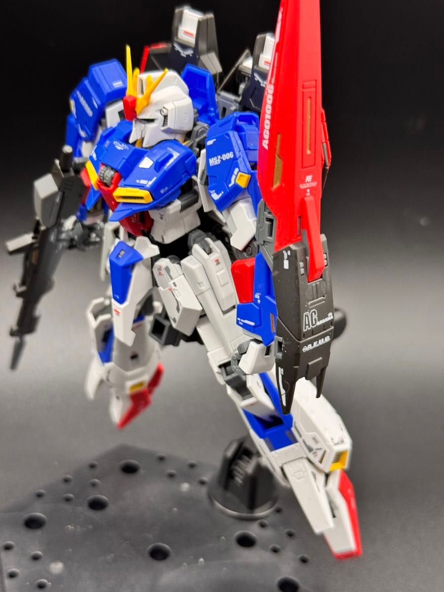 ガンプラ完成品 MSZ-006 ゼータガンダム (1/144スケール リアル ガンプラ完成品 MSZ-006 ゼータガンダム (1/144スケール リアル