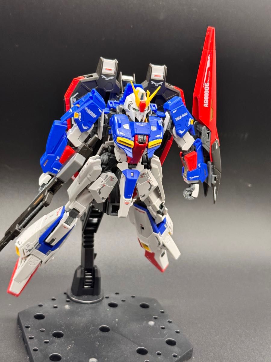 ガンプラ完成品 MSZ-006 ゼータガンダム (1/144スケール リアル ガンプラ完成品 MSZ-006 ゼータガンダム (1/144スケール リアル