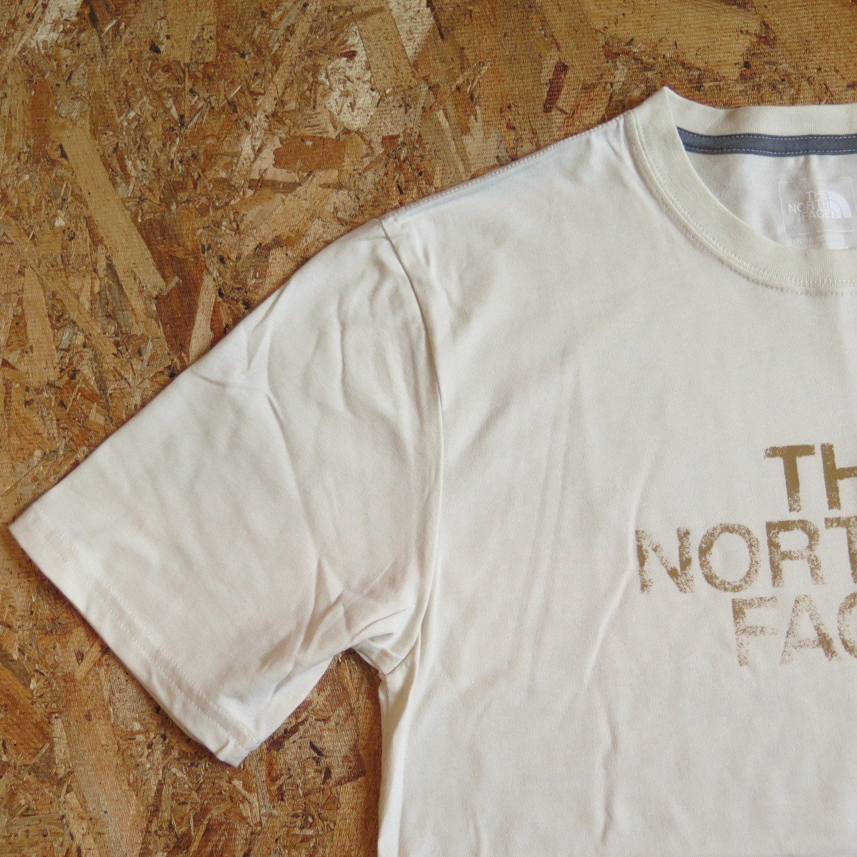 新品☆本物 ノースフェイス THE NORTH FACE ロゴ Tシャツ Lサイズ LOGO S/S TEE 日本未発売モデル T-SHIRT VINTAGE WHITE USAモデル _画像5