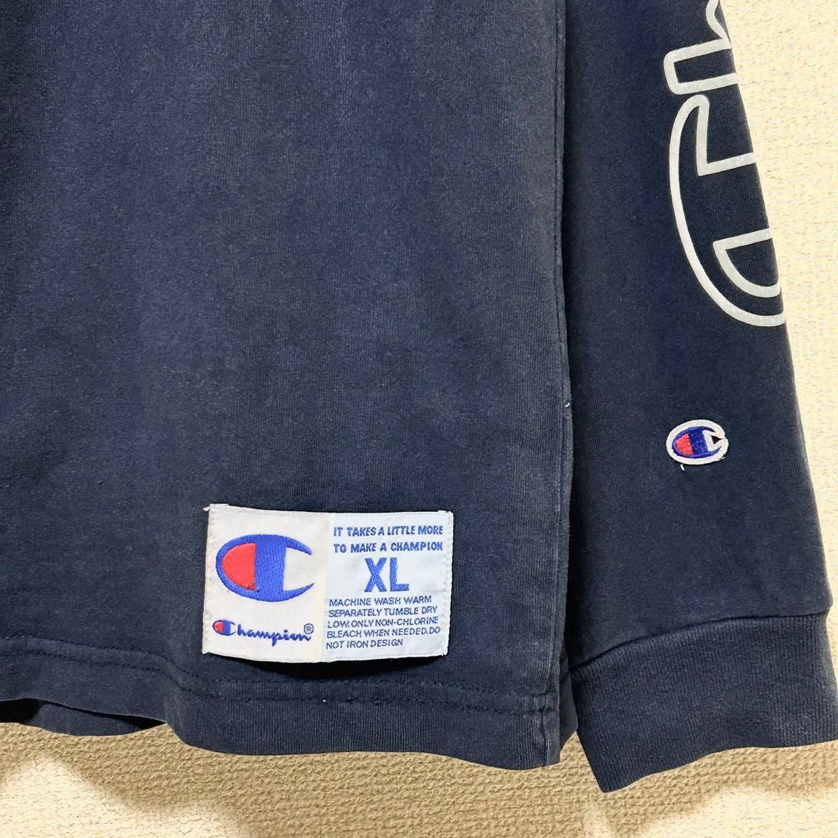 希少】チャンピオン フットボールTシャツ トップス メンズ 長袖 希少】チャンピオン フットボールTシャツ トップス メンズ 長袖