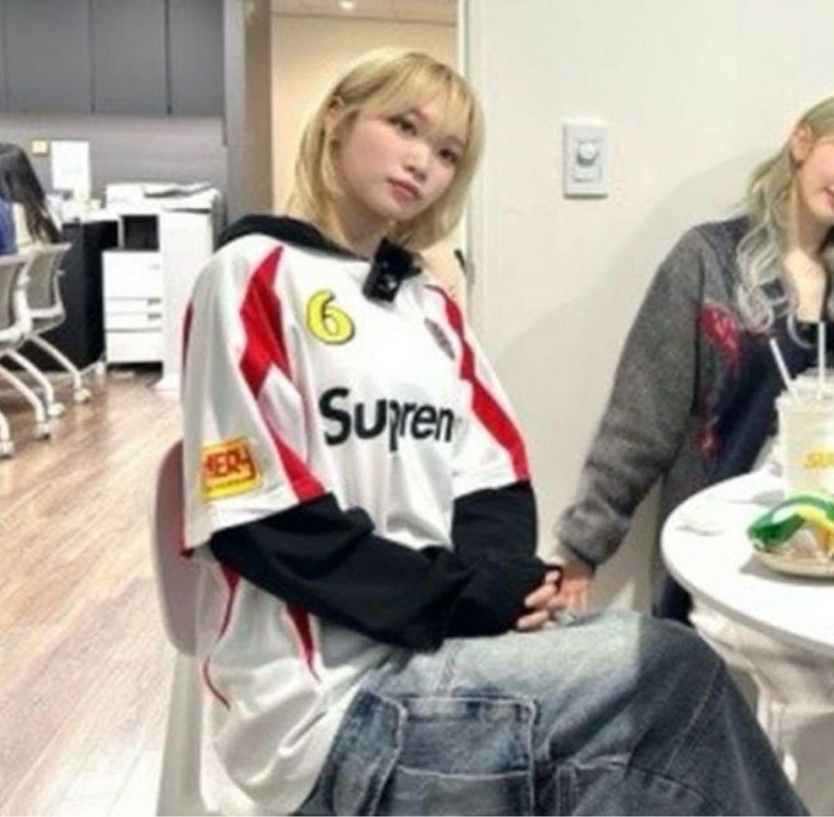 チェウォン着用 私物 Supreme Hooded Soccer Jersey Supreme チェウォン着用 私物 Supreme Hooded Soccer Jersey Supreme