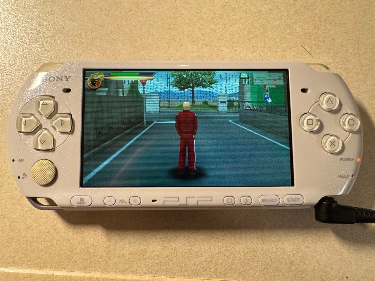 SONY PSP-3000 ホワイト 動作確認済 バッテリー膨張無 おまけ有 SONY PSP-3000 ホワイト 動作確認済 バッテリー膨張無 おまけ有