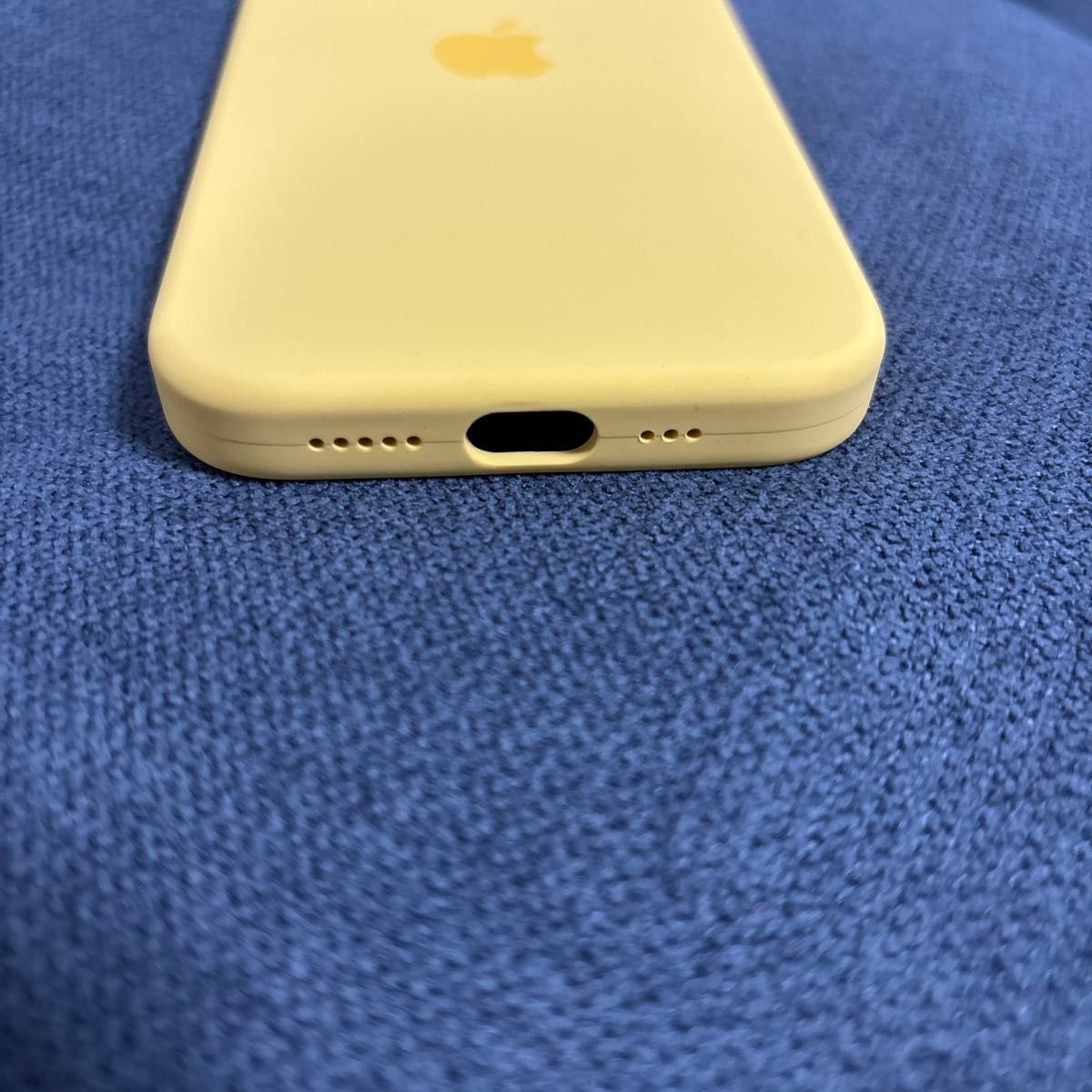 Apple iPhone 15 Pro シリコンケース イエロー MagSafe|Yahoo Apple iPhone 15 Pro シリコンケース イエロー MagSafe|Yahoo