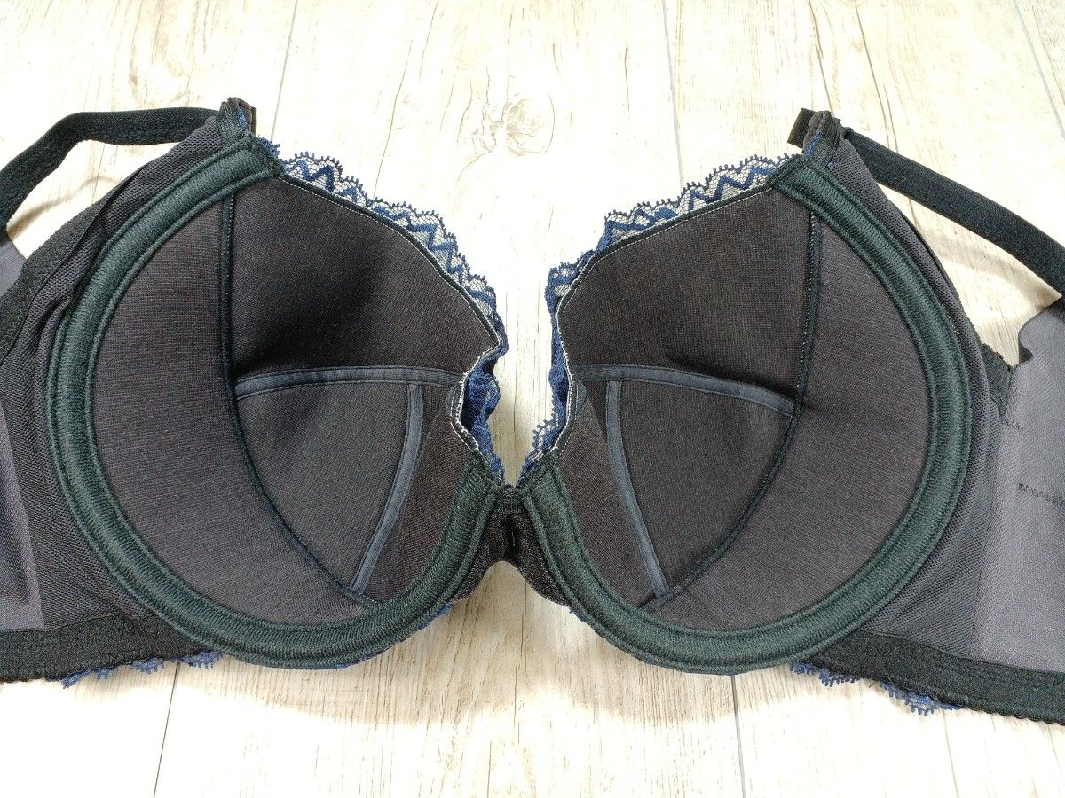 新品 #マルコ カーヴィシャス カレス 3/4カップ ショート 新品 #マルコ カーヴィシャス カレス 3/4カップ ショート