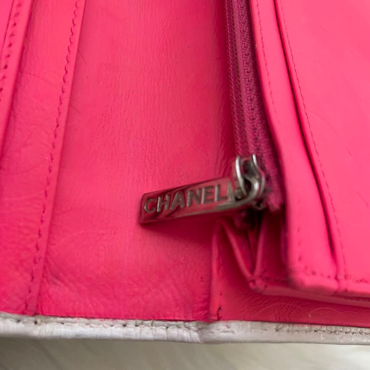 シャネル CHANEL二つ折り 長財布 カンボンライン ココマーク 白 シャネル CHANEL二つ折り 長財布 カンボンライン ココマーク 白