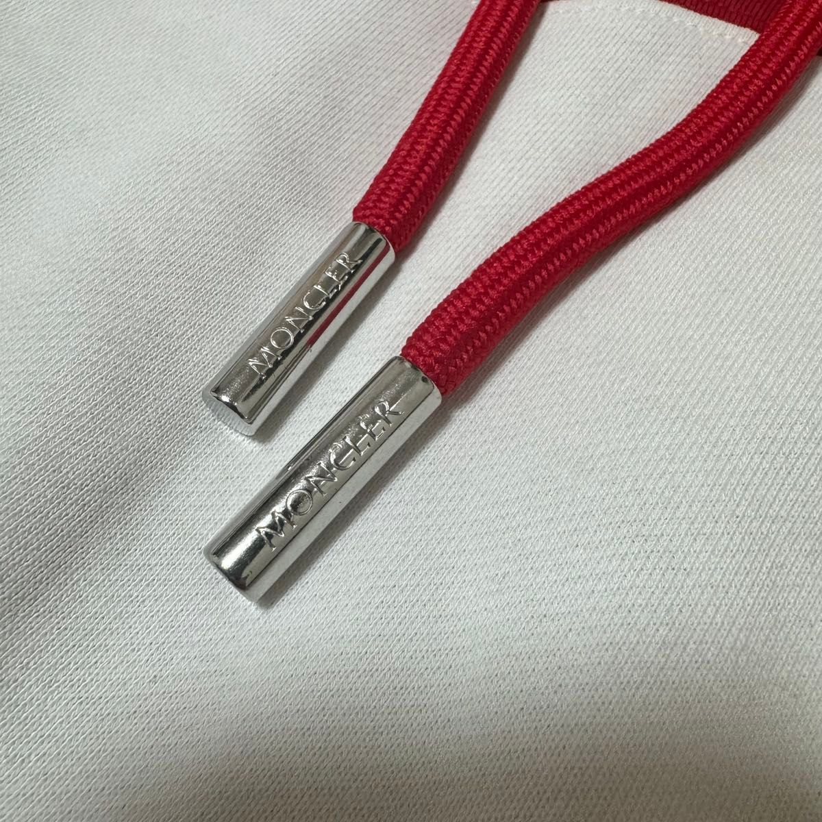 美品 モンクレール MAGLIA ビックワッペン トリコロール 美品 モンクレール MAGLIA ビックワッペン トリコロール