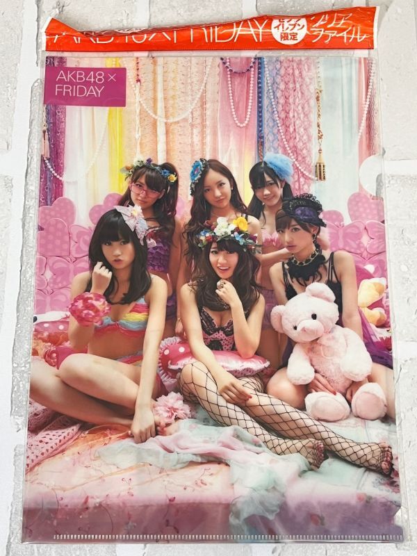 Yahoo!オークション - AKB48 A4サイズクリアファイル FRIDAY