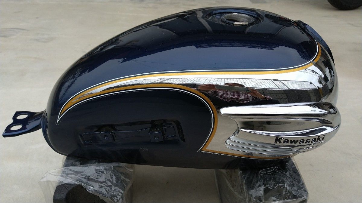 カワサキ 2006年モデル W650 Chrome Version 純正クロームメッキ カワサキ 2006年モデル W650 Chrome Version 純正クロームメッキ