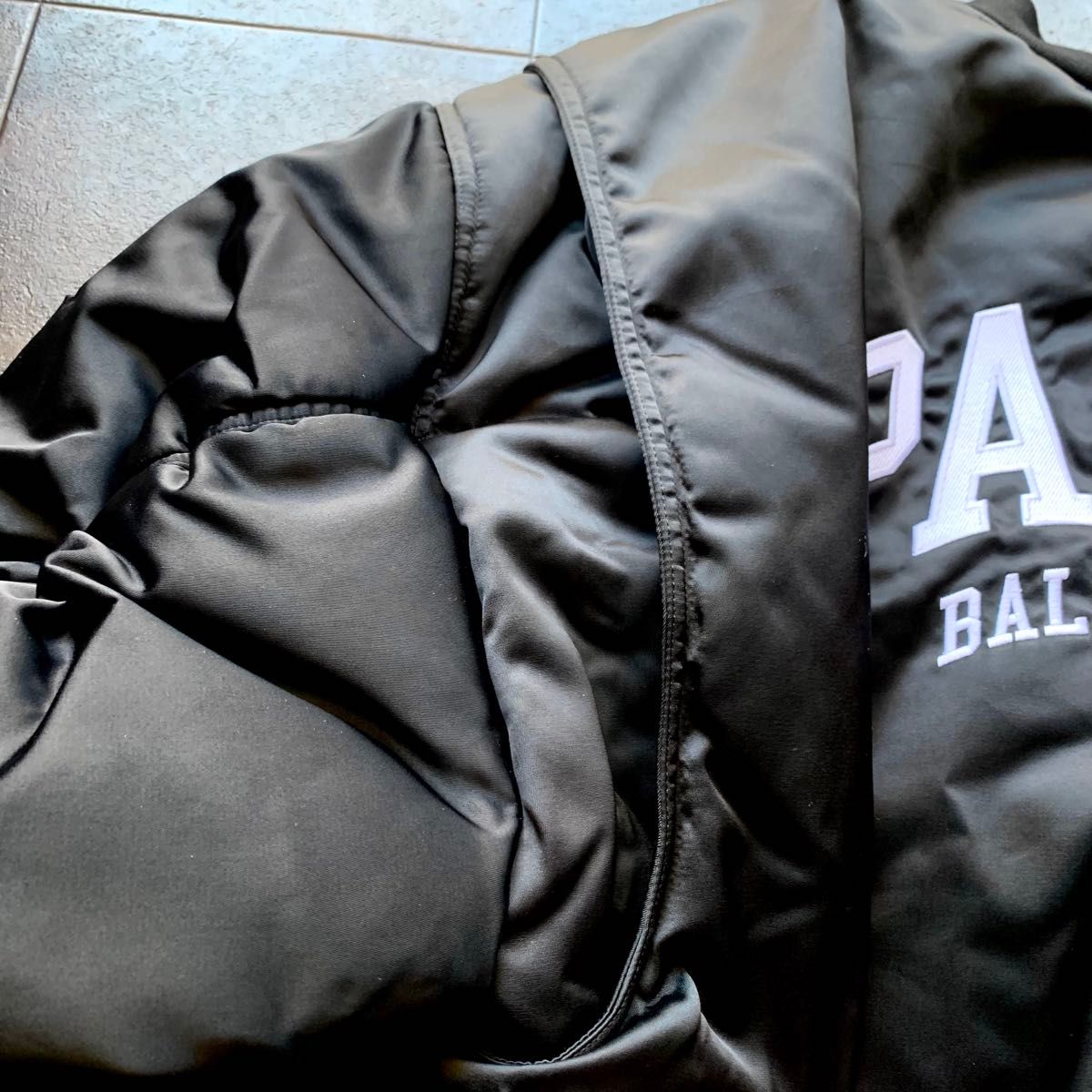BALENCIAGA city series bomber ma-1 最終値下|Yahoo!フリマ BALENCIAGA city series bomber ma-1 最終値下|Yahoo!フリマ