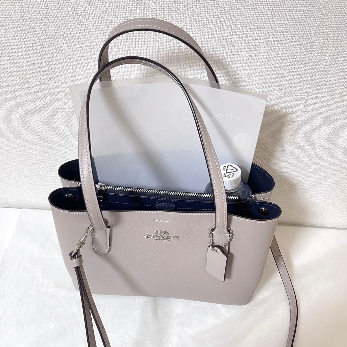 極美品】 COACH コーチ トートバッグ グレー ミニアベニュー 極美品】 COACH コーチ トートバッグ グレー ミニアベニュー