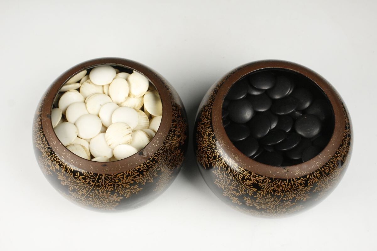 LIG】江戸末期 鳥忍草蒔絵碁笥 一対 雪印 碁石 囲碁道具 大名家