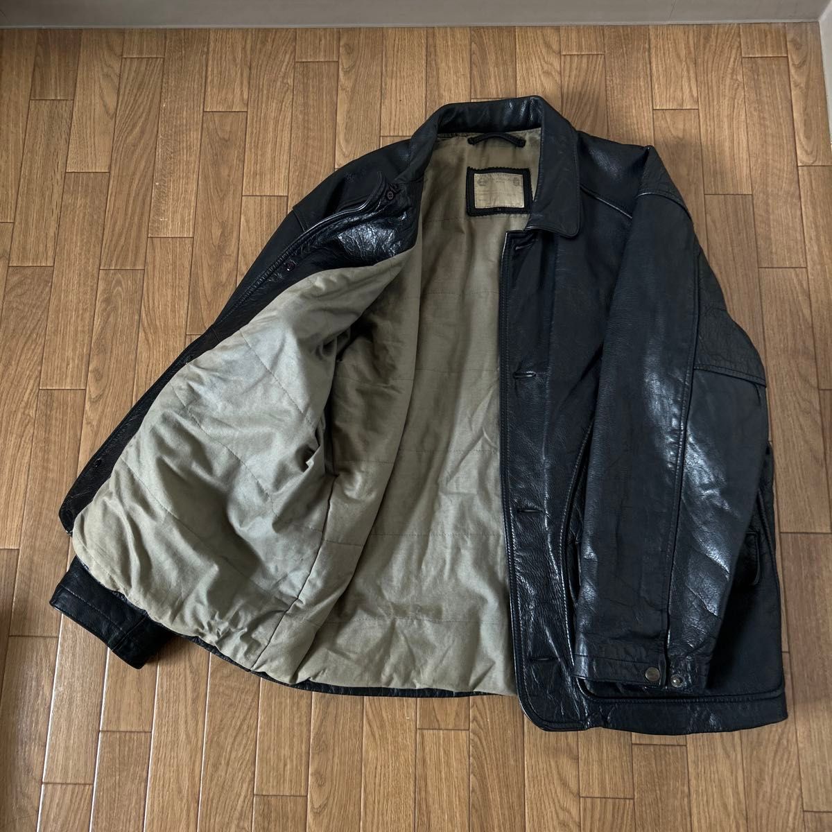 80s 】CHEVIGNON シェビニオン レザージャケット ヴィンテージ 80s 】CHEVIGNON シェビニオン レザージャケット ヴィンテージ