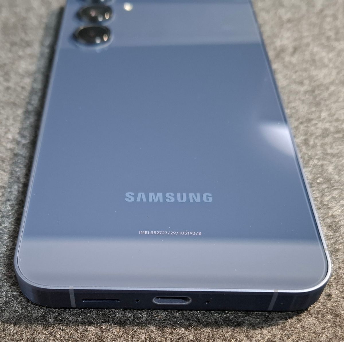 Galaxy A55 5G オーサムネイビー 国内版SIMフリー(au) 利用制限 Galaxy A55 5G オーサムネイビー 国内版SIMフリー(au) 利用制限