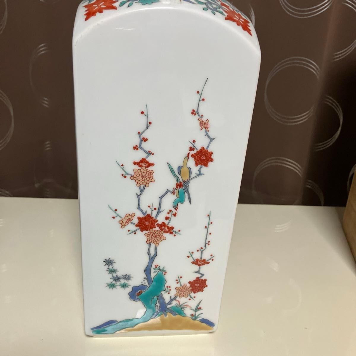ss0661【中古】 有田焼 二代館林古琳庵宏久 花瓶 錦麦四季紋図壷 ss0661【中古】 有田焼 二代館林古琳庵宏久 花瓶 錦麦四季紋図壷