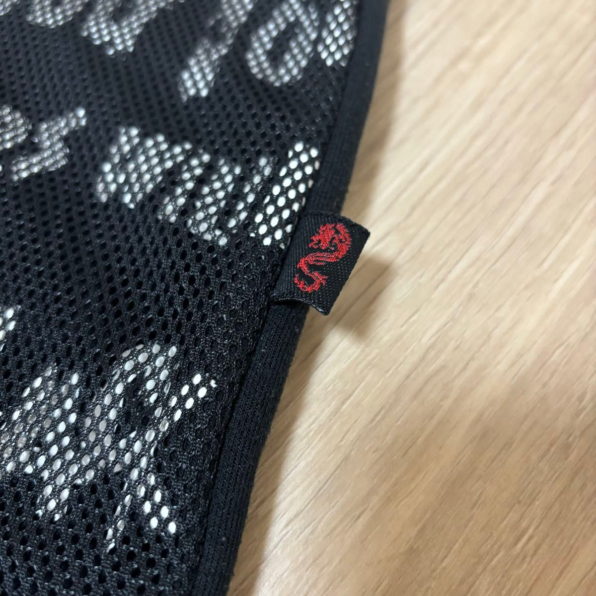 美品】DOGTOWNドッグタウン 黒龍 刺繍 トレーナー スウェット b 美品】DOGTOWNドッグタウン 黒龍 刺繍 トレーナー スウェット b