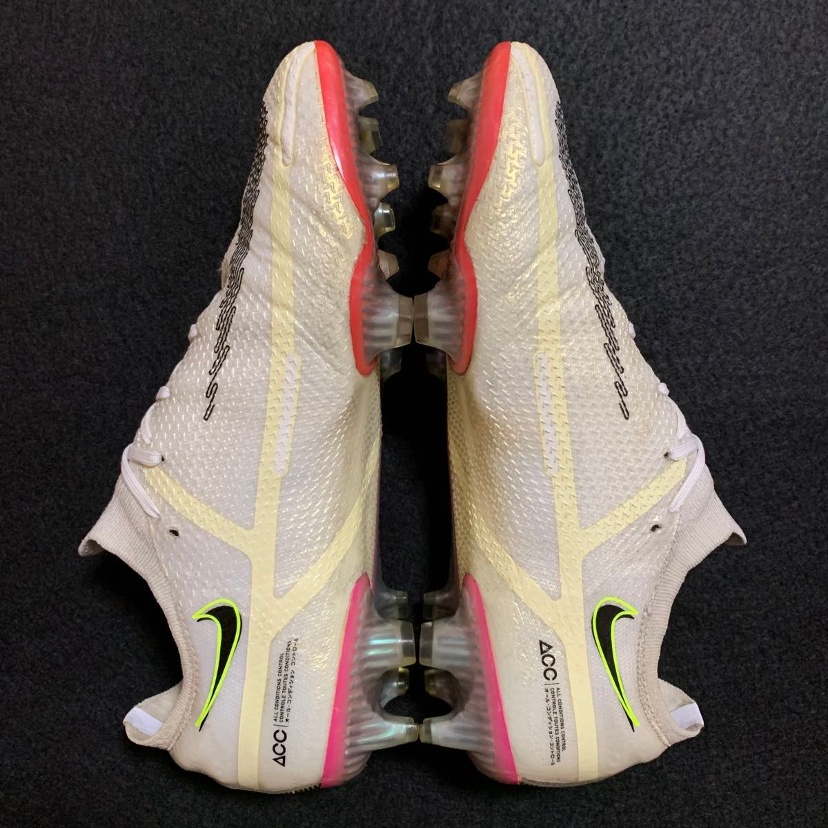 極美品】NIKE ファントム GT2 エリート FG|Yahoo!フリマ(旧 極美品】NIKE ファントム GT2 エリート FG|Yahoo!フリマ(旧