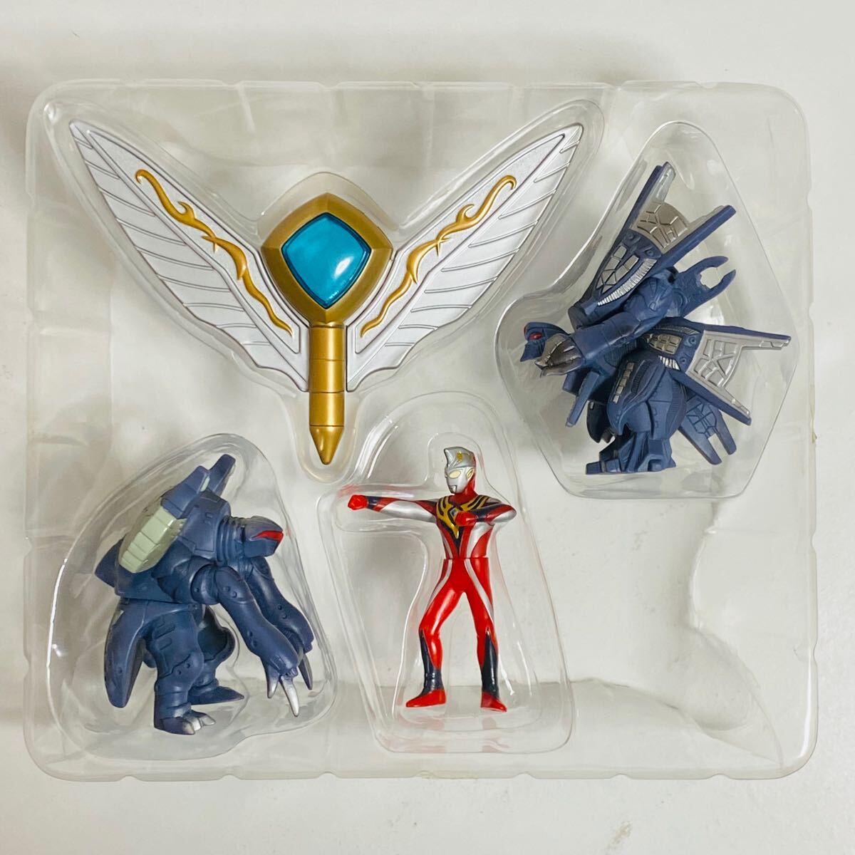 本当に信頼出来る商品 不動品】BANDAI バンダイ ウルトラマン VS ウルトラマンコスモス その他