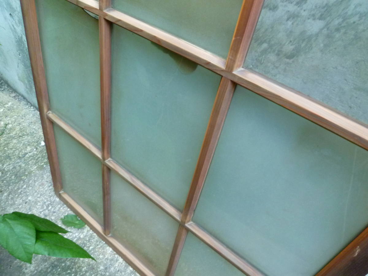 M6629 Kyoto old Japanese-style house .. retro glass Vintage wooden sliding door 1 sheets fittings (3111)[ mailing address is company office work place store limitation ][ private person sama is Seino Transportation department stop ]