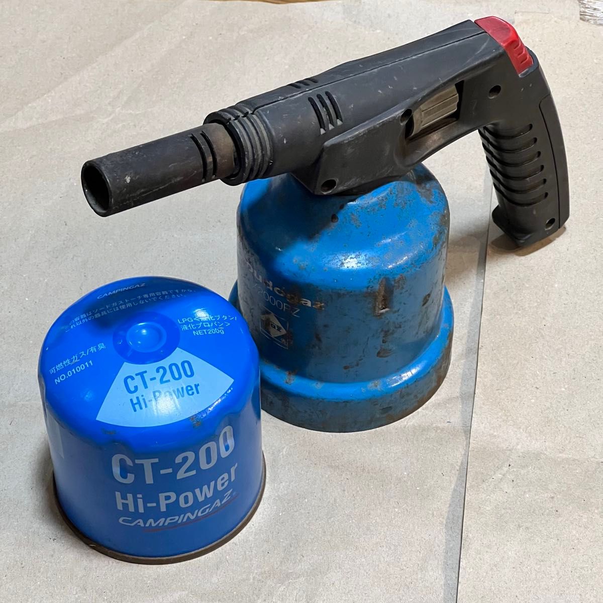 CAMPINGAZ キャンピング ガスカートリッヂ CT-200 ソードガス