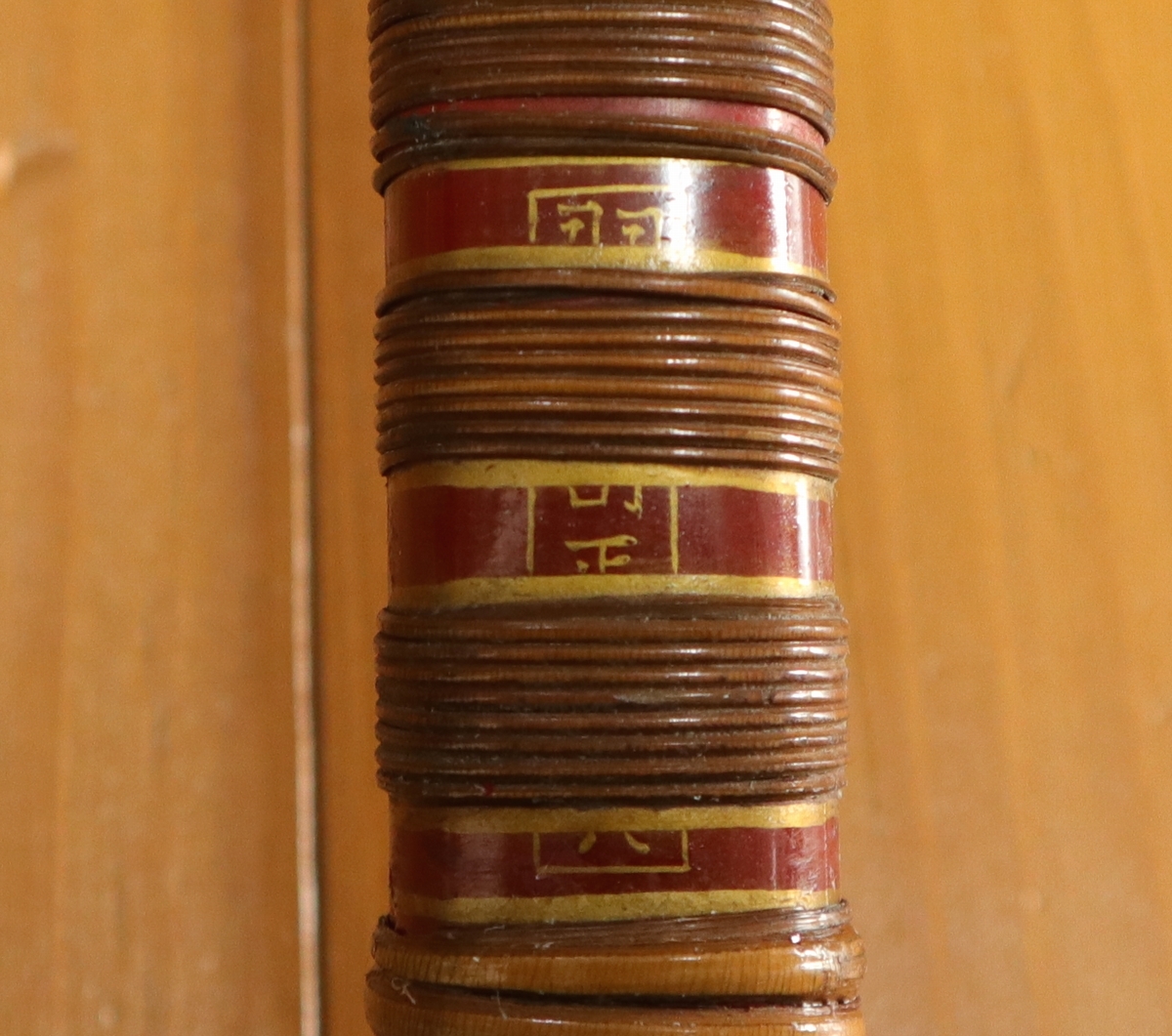 クリスマスファッション 無二物!【重藤の弓】223cm 小笠原流/古 並寸 朱漆塗籐巻弓 在銘 弓道