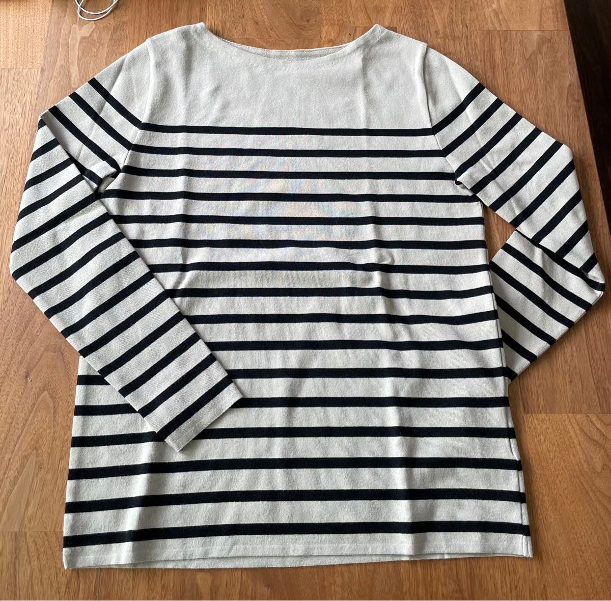 ソージュSOEJU ボーダー 長袖ニットトップス ベージュ×黒 ソージュ/SOEJU ロングスリーブボーダーニットソー BEIGE/BLACK