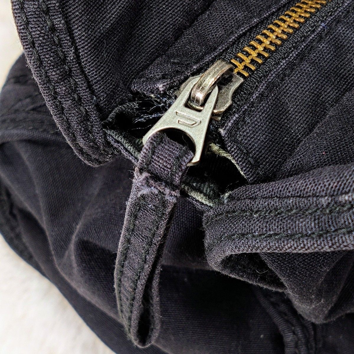 DIESEL canvas metal logo ショルダーバッグ Y2K 黒 DIESEL canvas metal logo ショルダーバッグ Y2K 黒