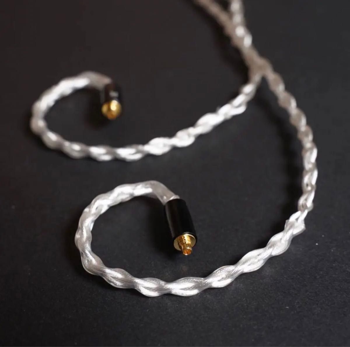 1点のみ】銀銅合金導体 8コア1064芯 MMCX/4 4mmバランス CABLE 1点のみ】銀銅合金導体 8コア1064芯 MMCX/4 4mmバランス CABLE