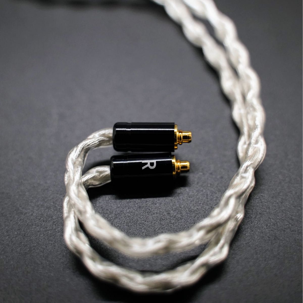 1点のみ】銀銅合金導体 8コア1064芯 MMCX/4 4mmバランス CABLE 1点のみ】銀銅合金導体 8コア1064芯 MMCX/4 4mmバランス CABLE