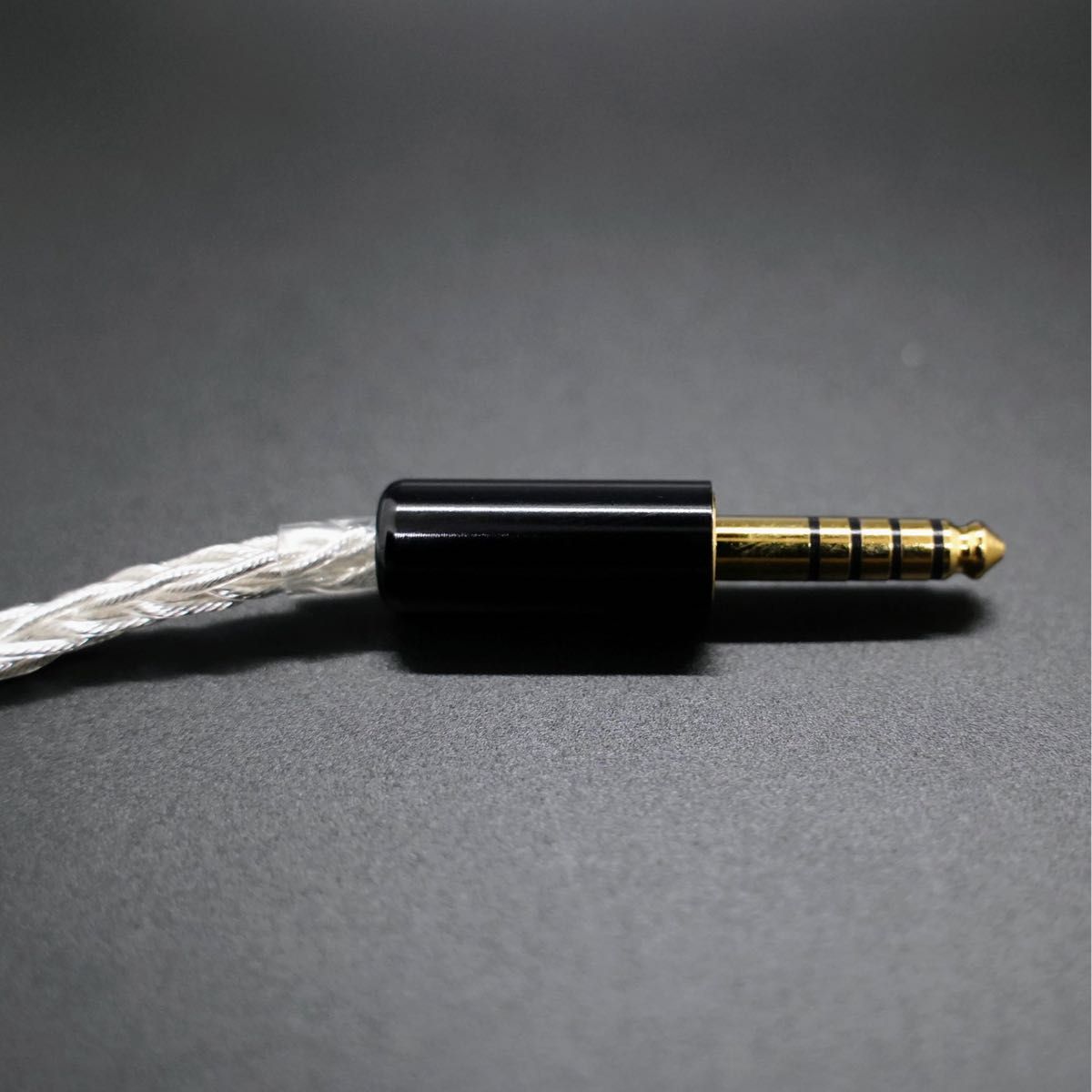 1点のみ】銀銅合金導体 8コア1064芯 MMCX/4 4mmバランス CABLE 1点のみ】銀銅合金導体 8コア1064芯 MMCX/4 4mmバランス CABLE