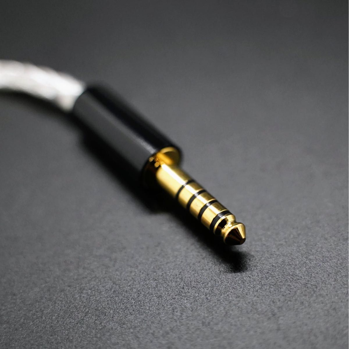 1点のみ】銀銅合金導体 8コア1064芯 MMCX/4 4mmバランス CABLE 1点のみ】銀銅合金導体 8コア1064芯 MMCX/4 4mmバランス CABLE