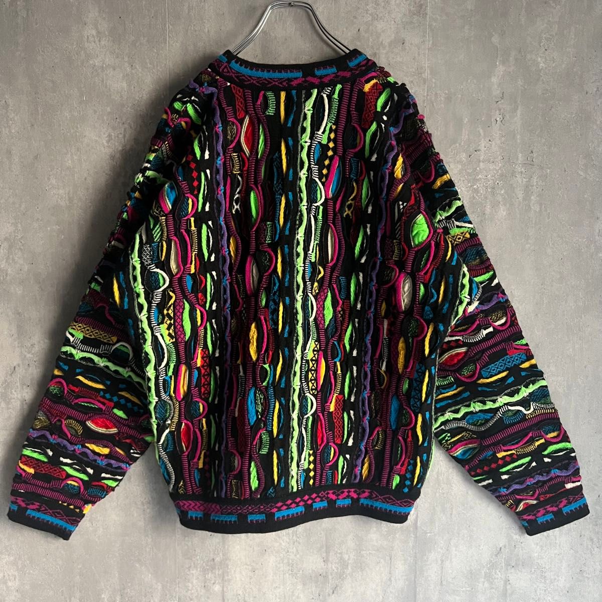 COOGI クージー 3D マルチカラー ニットベスト - トップス COOGI クージー 3D マルチカラー ニットベスト - トップス