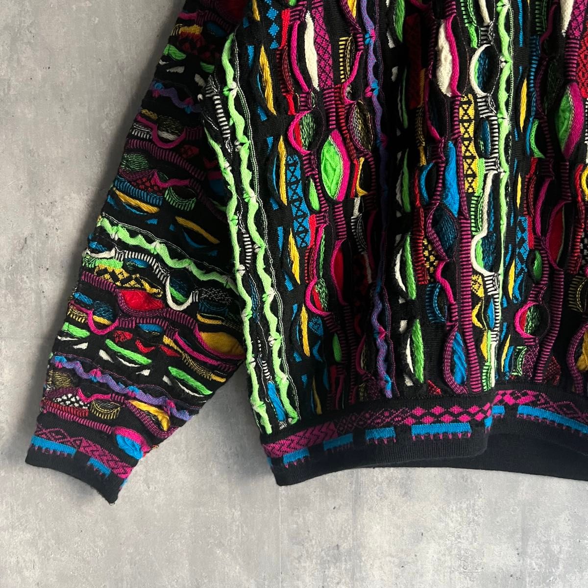 激レア】COOGI クージー 3Dニット ウール マルチカラー 1点物 激レア】COOGI クージー 3Dニット ウール マルチカラー 1点物