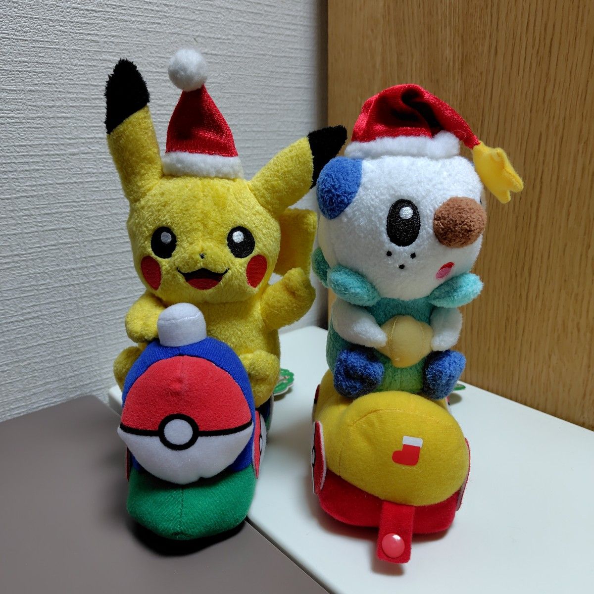 ポケモン つながるぬいぐるみ クリスマスマーケット ミジュマル ポケットモンスター つながるぬいぐるみ ピカチュウ ミジュマル