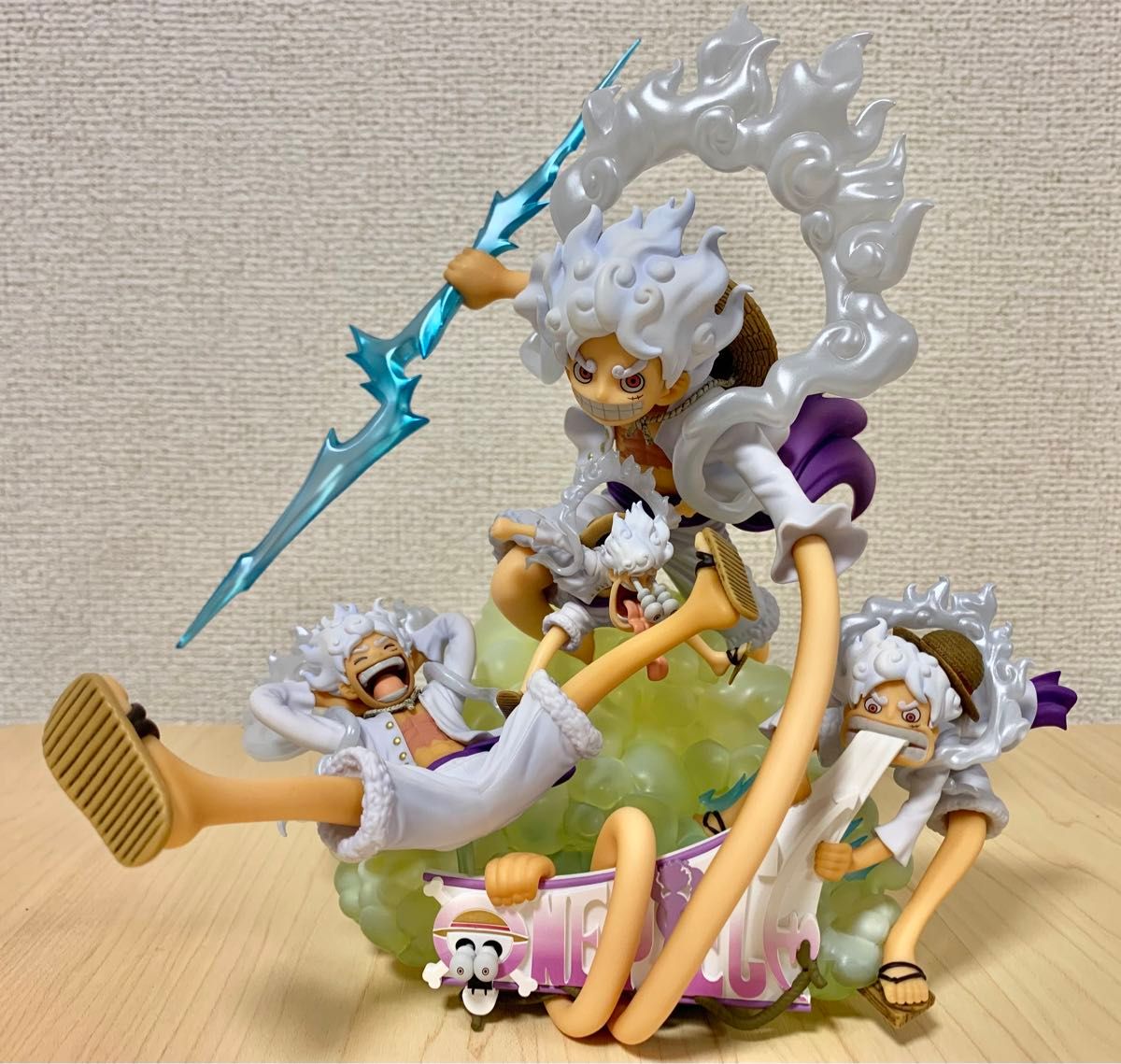 美品】ワンピース TOEI ANIMATION COLLECTION GEAR5 ルフィ ニカ 美品】ワンピース TOEI ANIMATION COLLECTION GEAR5 ルフィ ニカ